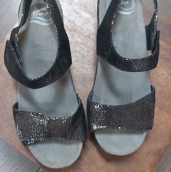 Dansko Sonnet metallic platform - Picture 4 of 9